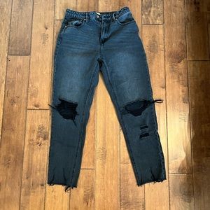 Bohme Black distressed jeans. Size 27